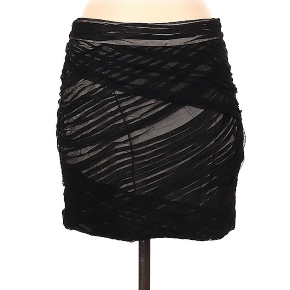 NWT Armani Exchange Size 6 Black and Cream Mini Skirt